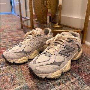 New Balance 9060 Size 8 (Women’s)